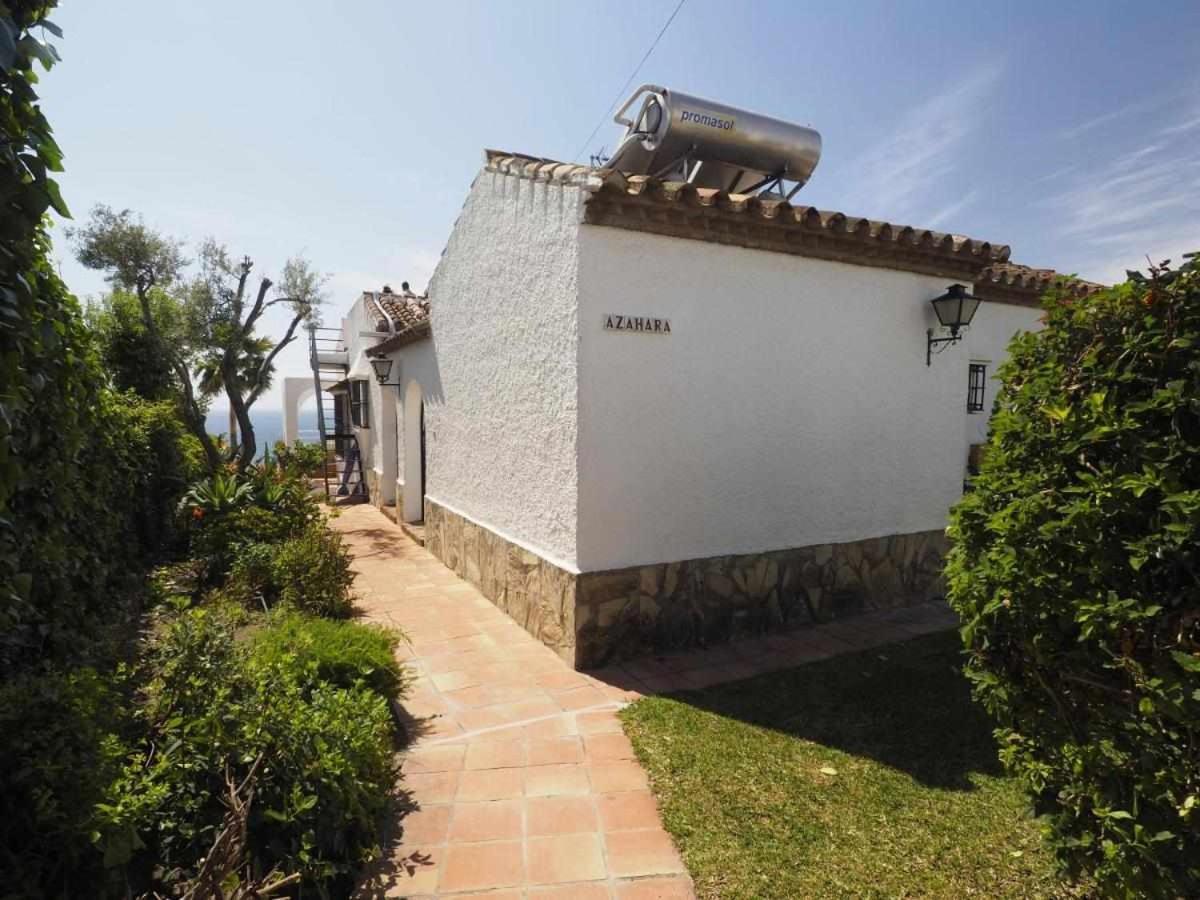 Villa Azahara Nerja Exterior photo